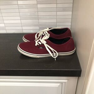 Vans women’s Authentic Lo Pro lace up sneakers